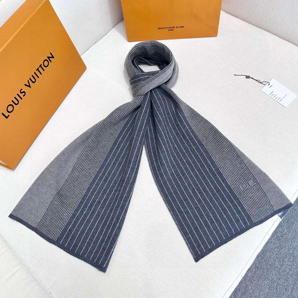 Louis Vuitton Classic Plaid Jacquard Cashmere Scarf L60382