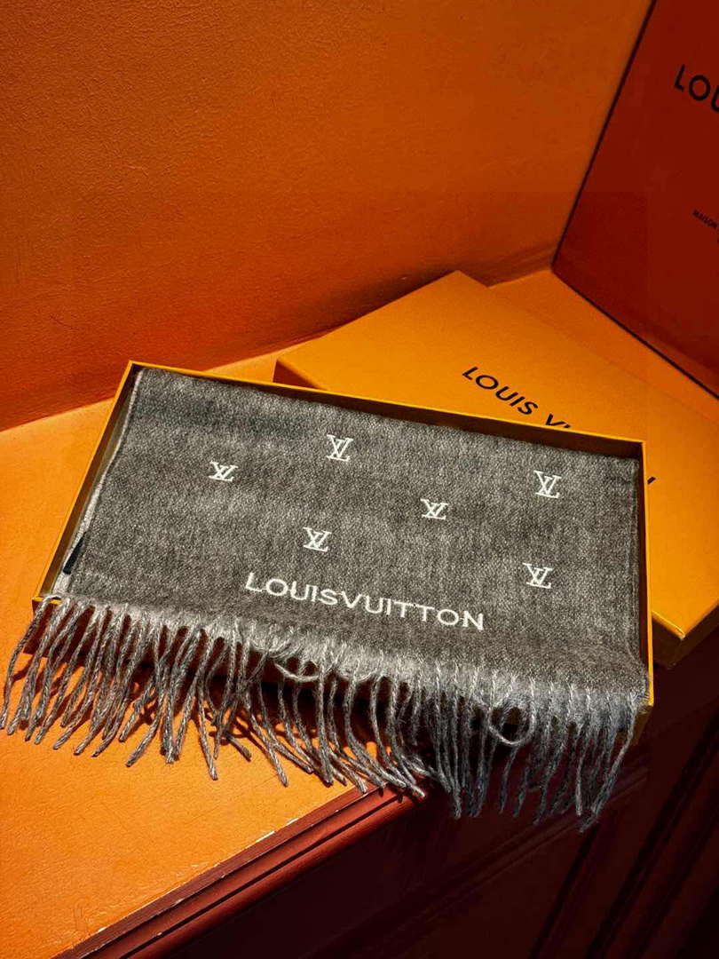 Louis Vuitton Double-sided Cashmere Scarf L60369