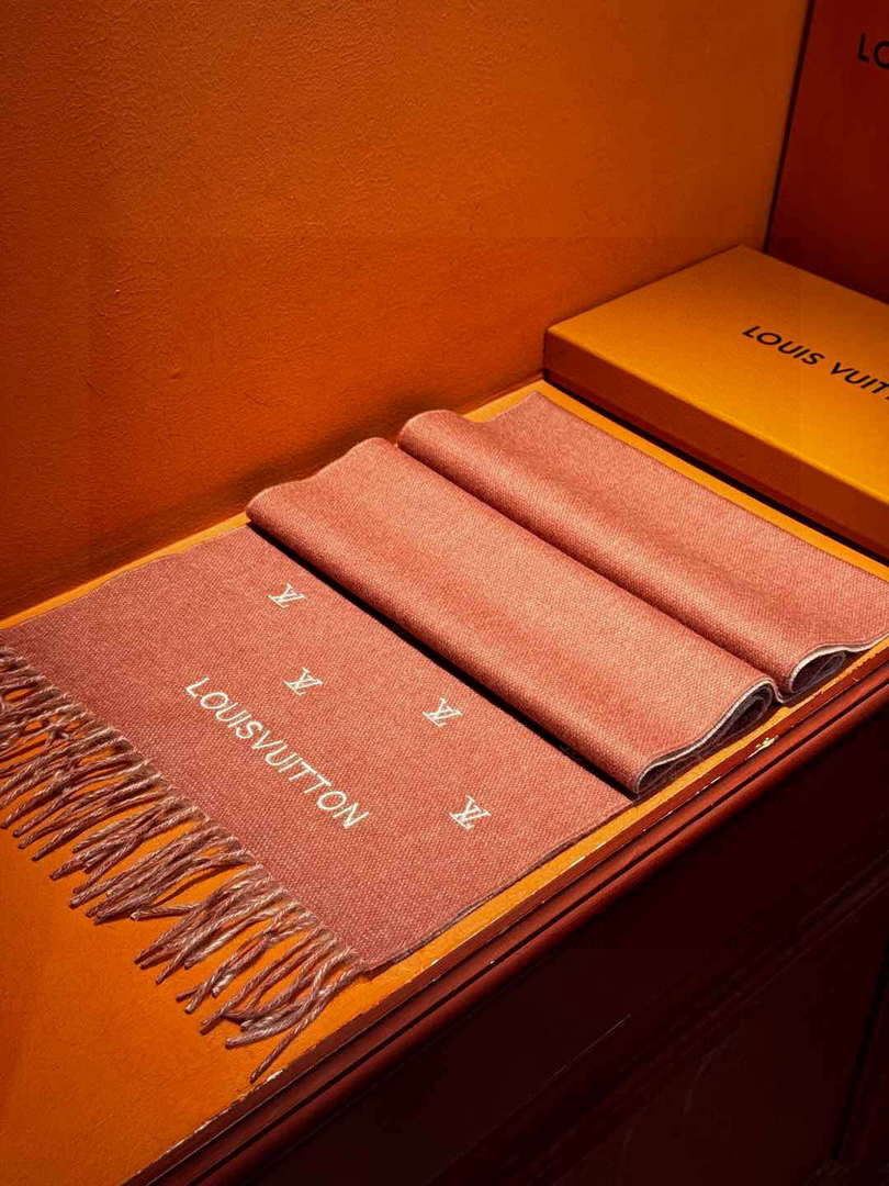Louis Vuitton Double-sided Cashmere Scarf L60373