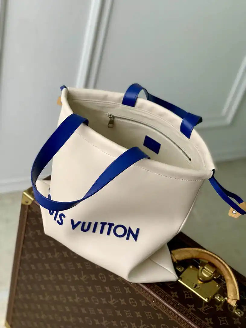 Louis Vuitton Dust Tote Bag LV M15235 Ecru White