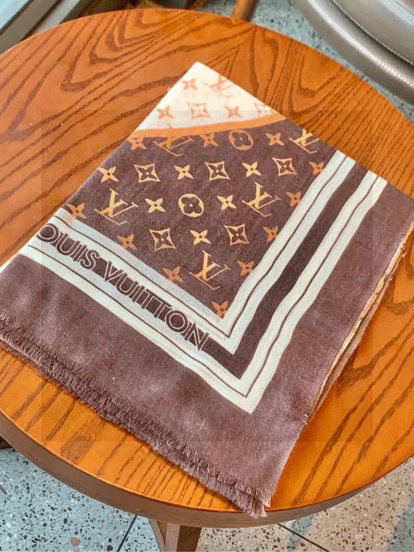 Louis Vuitton Fashion Cashmere scarf L39027