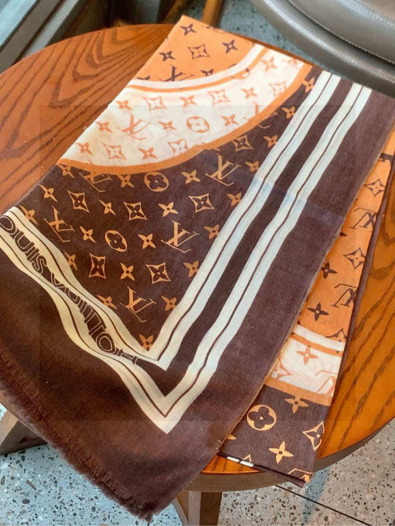 Louis Vuitton Fashion Cashmere scarf L39027