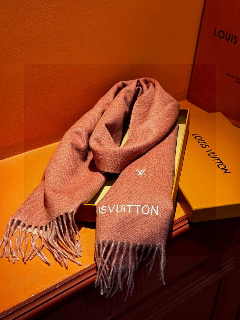 Louis Vuitton Fashion Double-faced Cashmere Scarf L39043