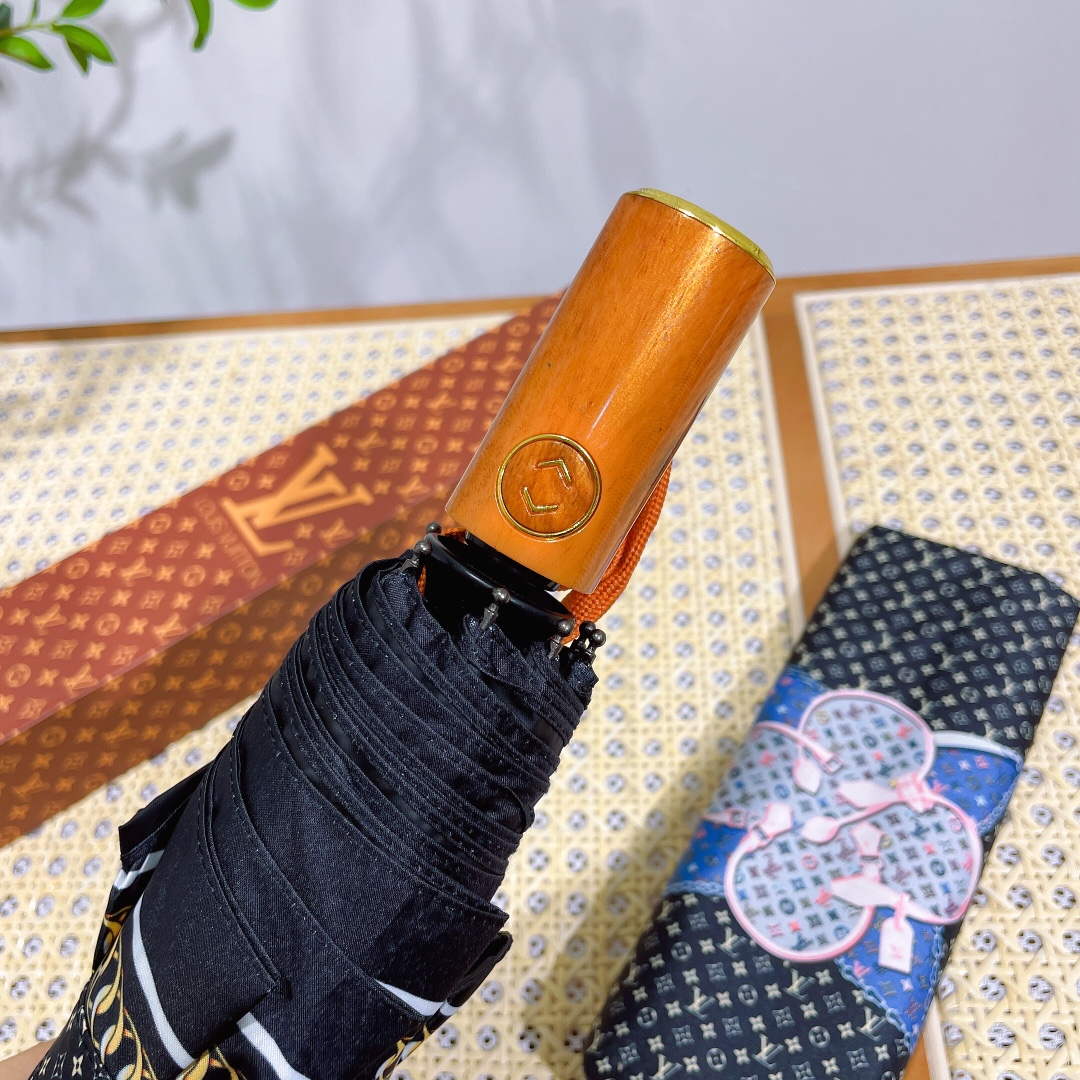 Louis Vuitton Fashion Folding Sun Umbrella L557307