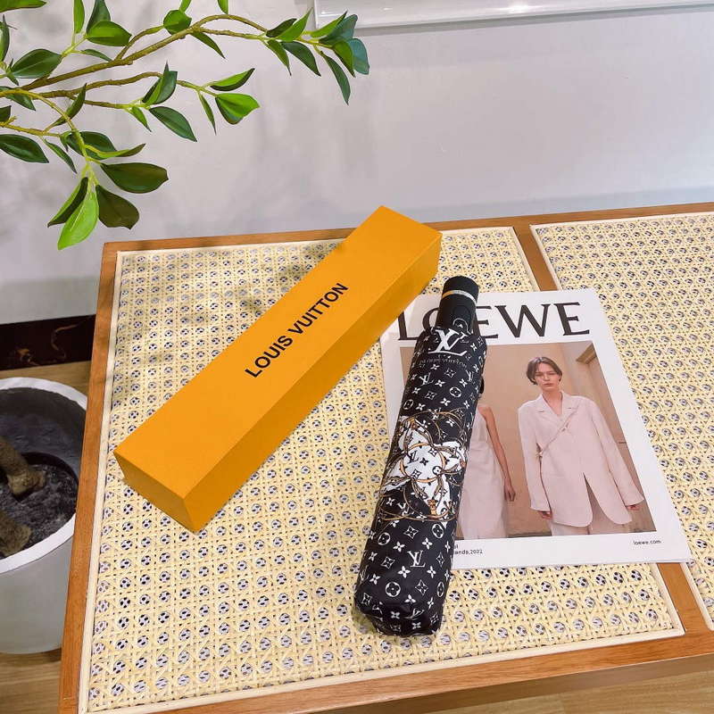 Louis Vuitton Fashion Folding Sun Umbrella L557310