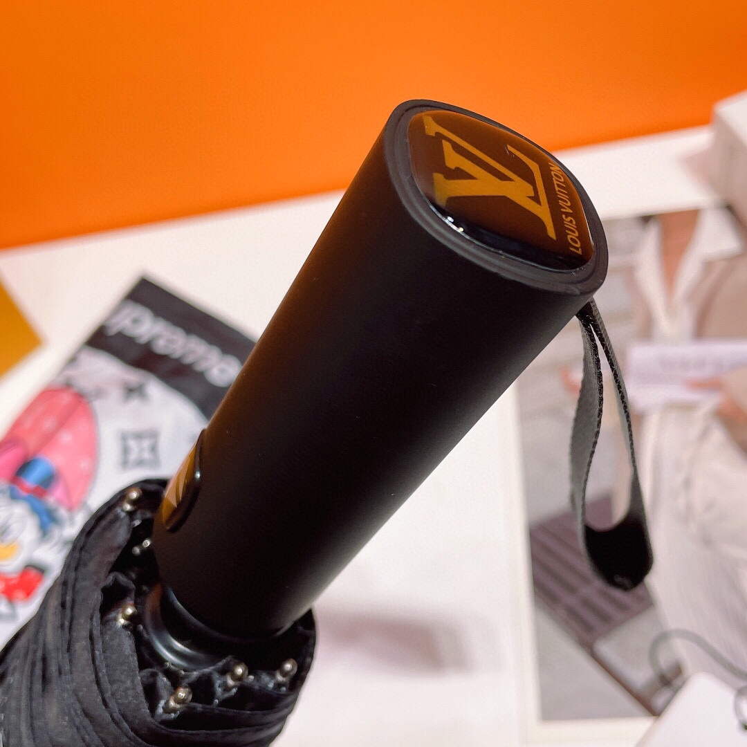 Louis Vuitton Fashion Folding Sun Umbrella L557318