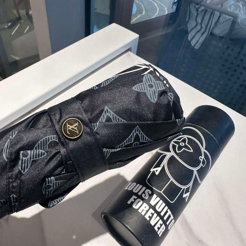 Louis Vuitton Fashion Folding Sun Umbrella L557322