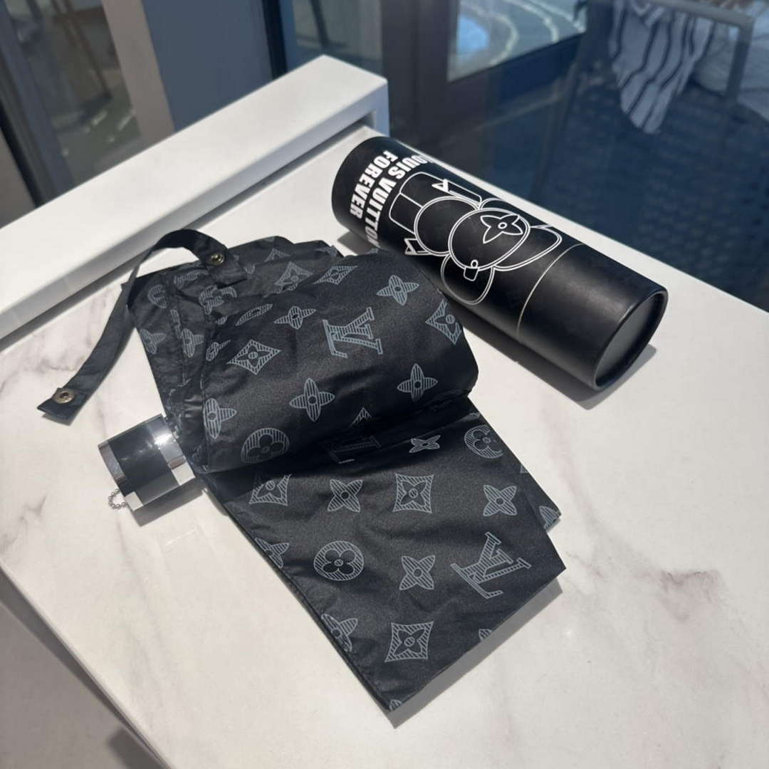 Louis Vuitton Fashion Folding Sun Umbrella L557322