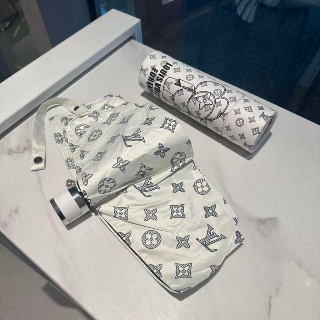 Louis Vuitton Fashion Folding Sun Umbrella L557323
