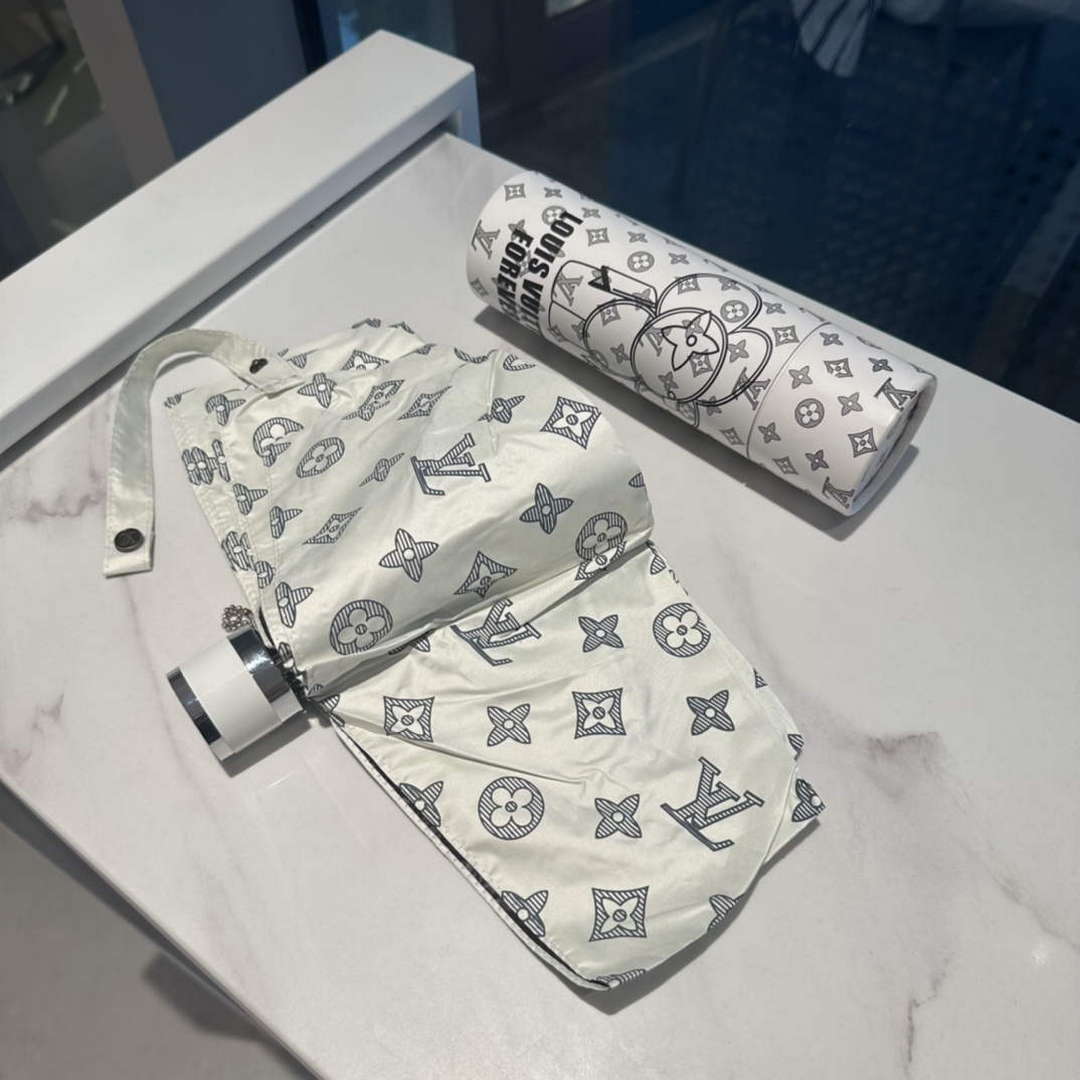 Louis Vuitton Fashion Folding Sun Umbrella L557323