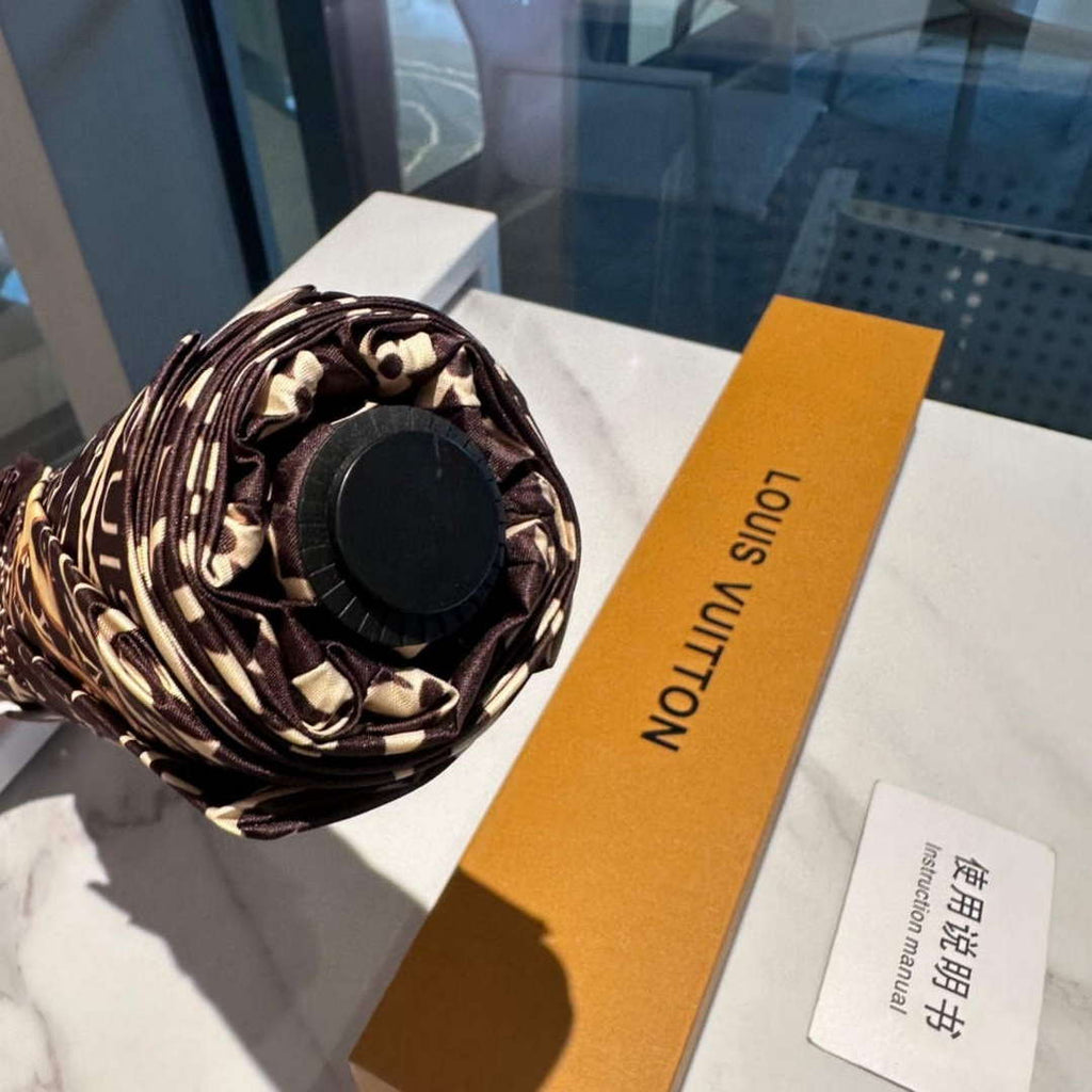 Louis Vuitton Fashion Folding Sun Umbrella L557342
