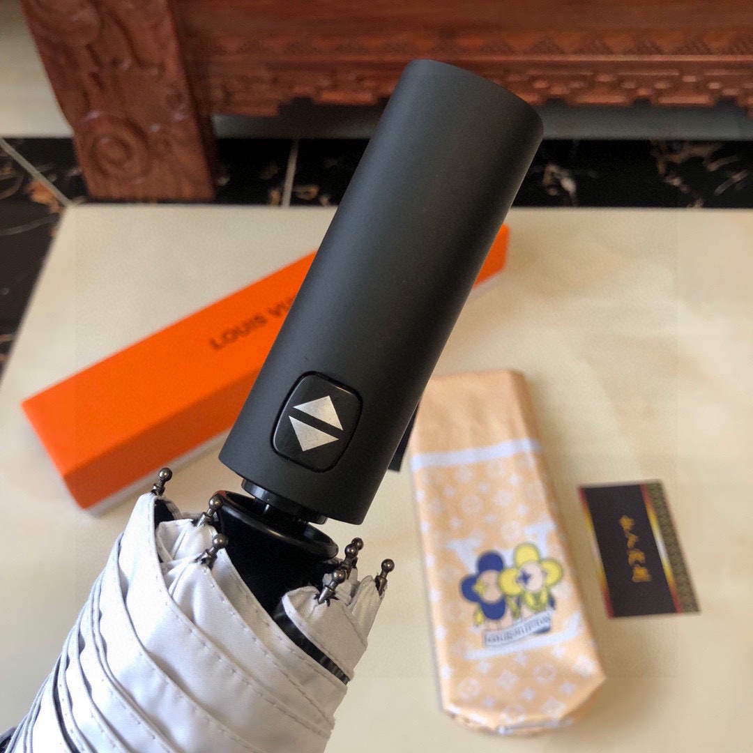 Louis Vuitton Fashion Folding Sun Umbrella L557347