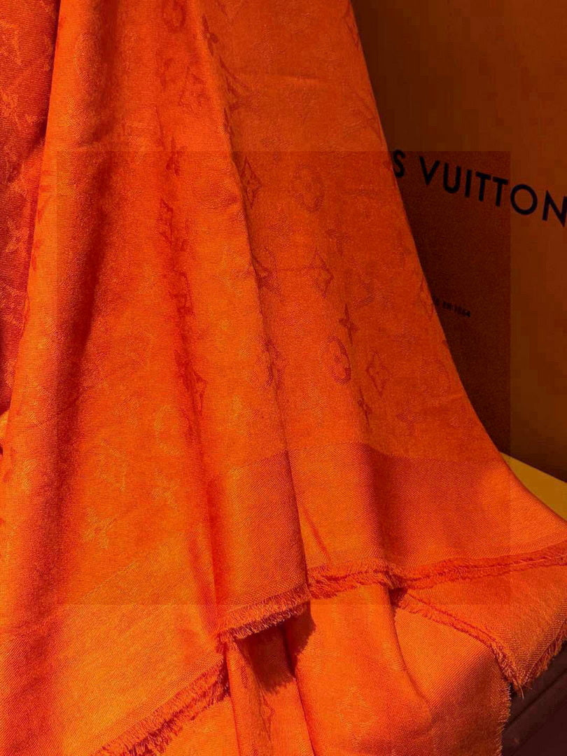 Louis Vuitton Fashion Jacquard Silk Cashmere Scarf L39029