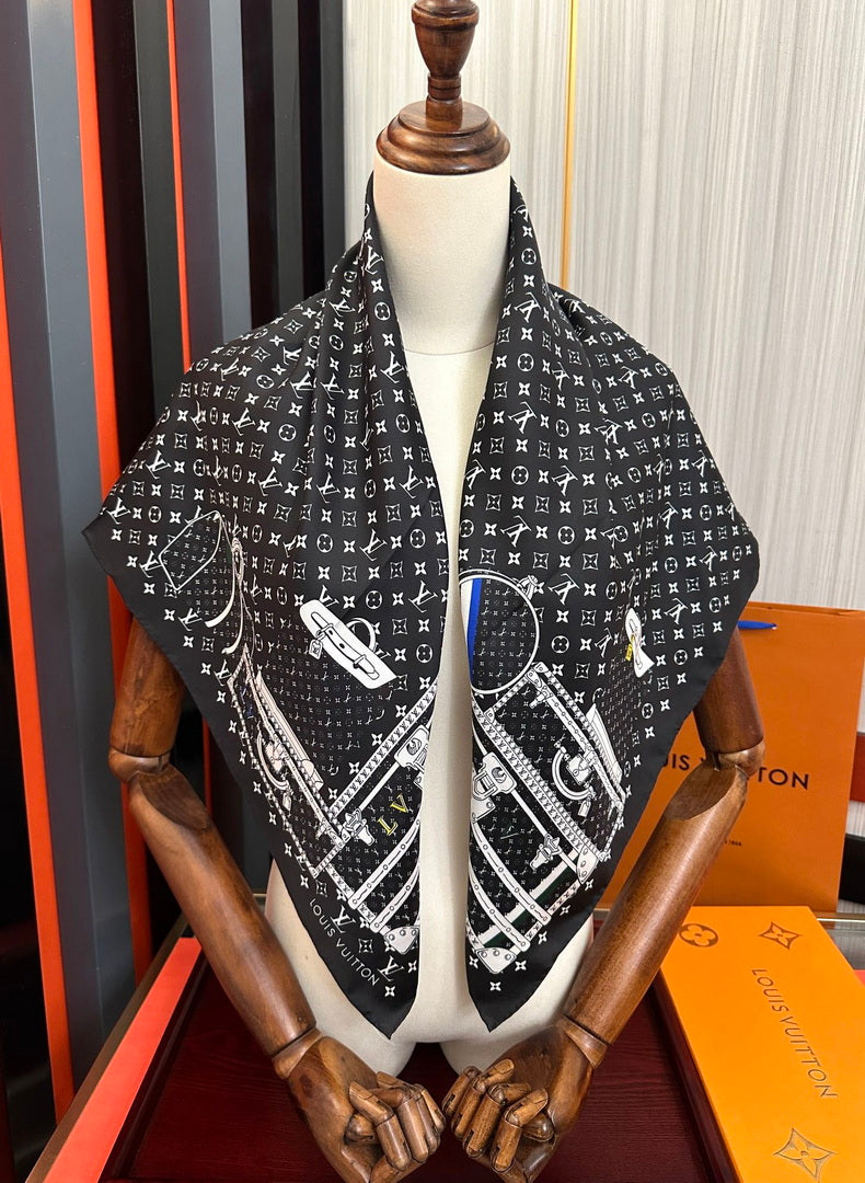 Louis Vuitton Fashion Jacquard Silk Scarf L39032