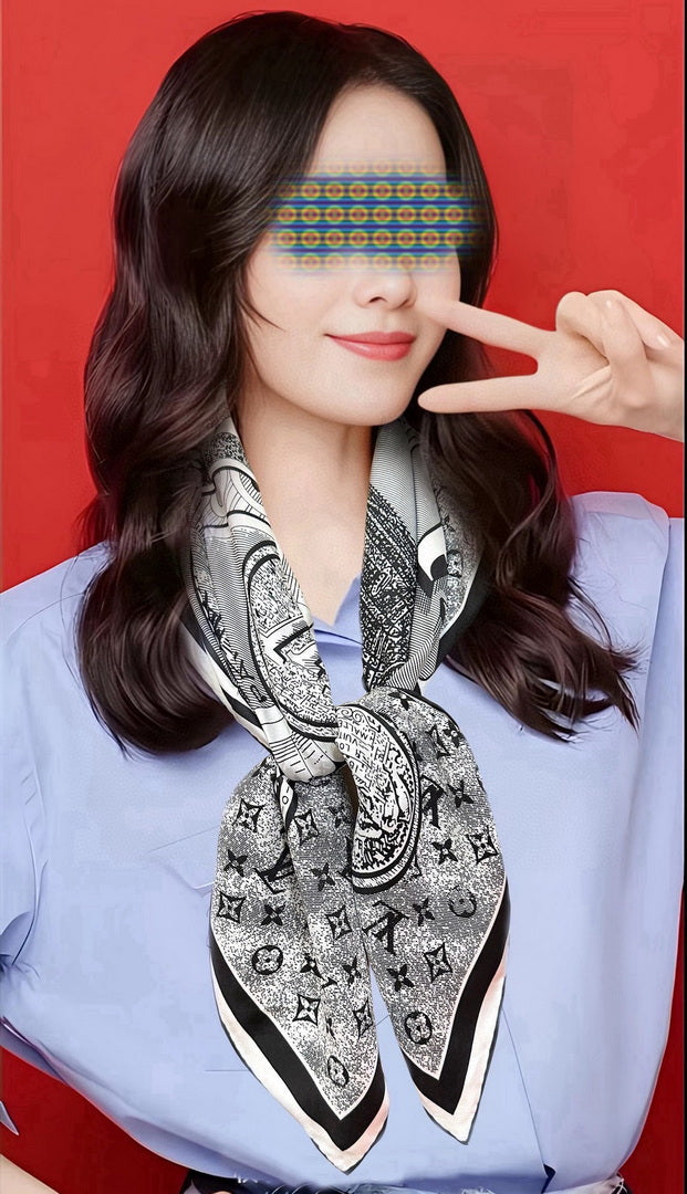 Louis Vuitton Fashion Jacquard Silk Scarf L39034