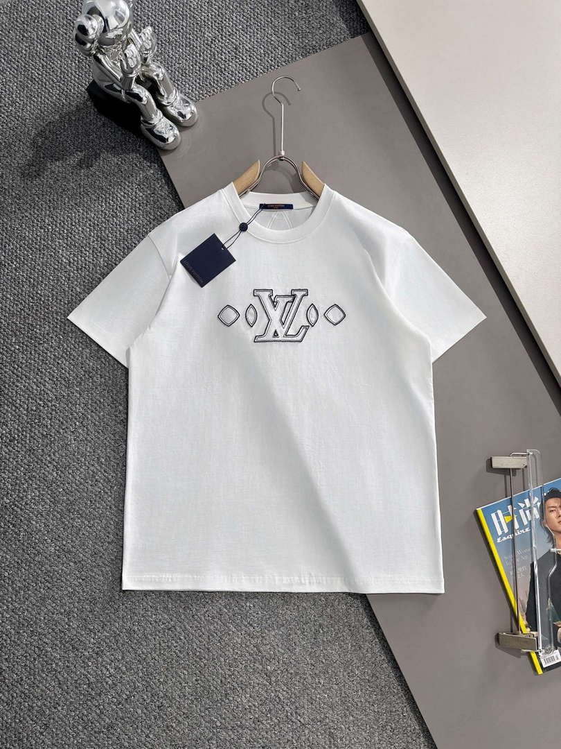 Louis Vuitton Fashion Short-sleeved T-shirt for Men and Women L54622