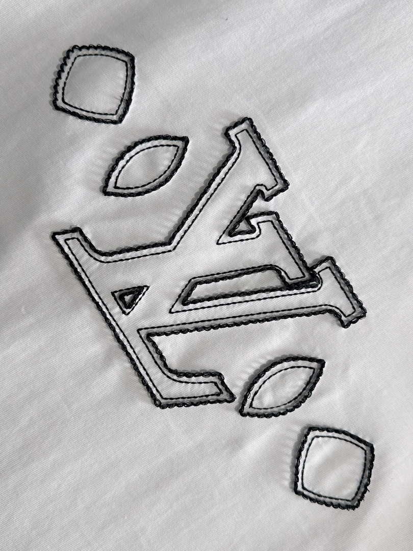 Louis Vuitton Fashion Short-sleeved T-shirt for Men and Women L54622