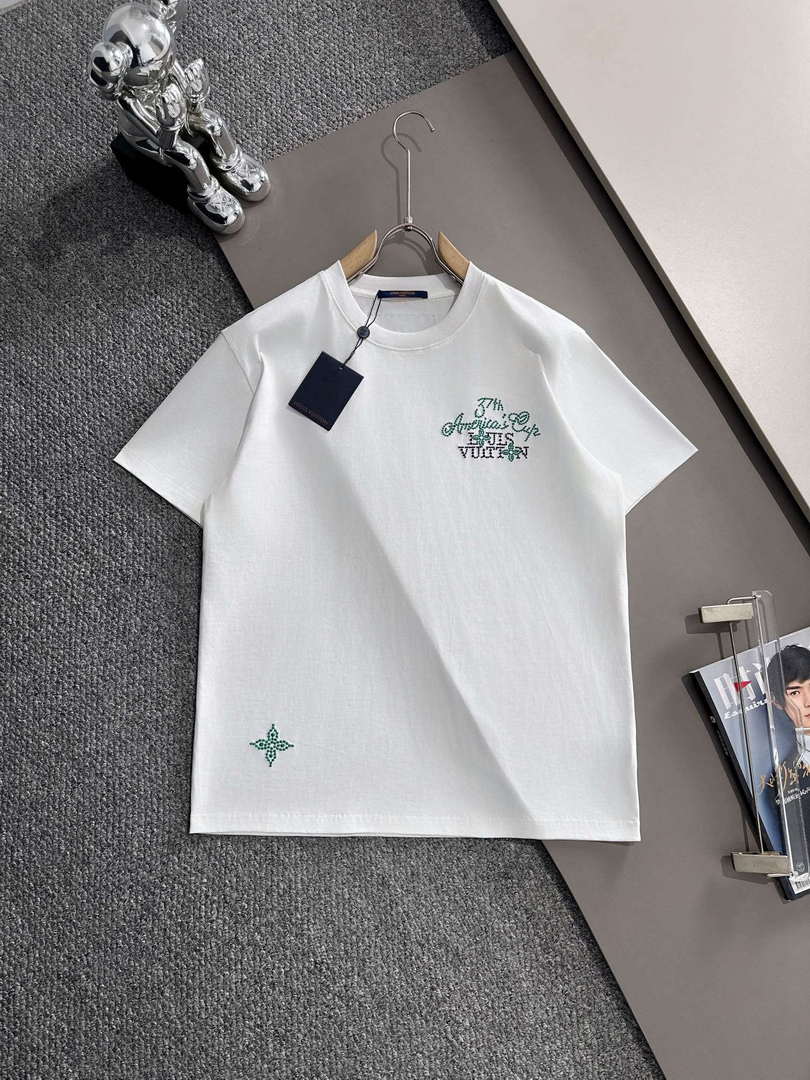 Louis Vuitton Fashion Short-sleeved T-shirt for Men and Women L54624