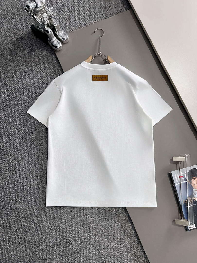 Louis Vuitton Fashion Short-sleeved T-shirt for Men and Women L54624