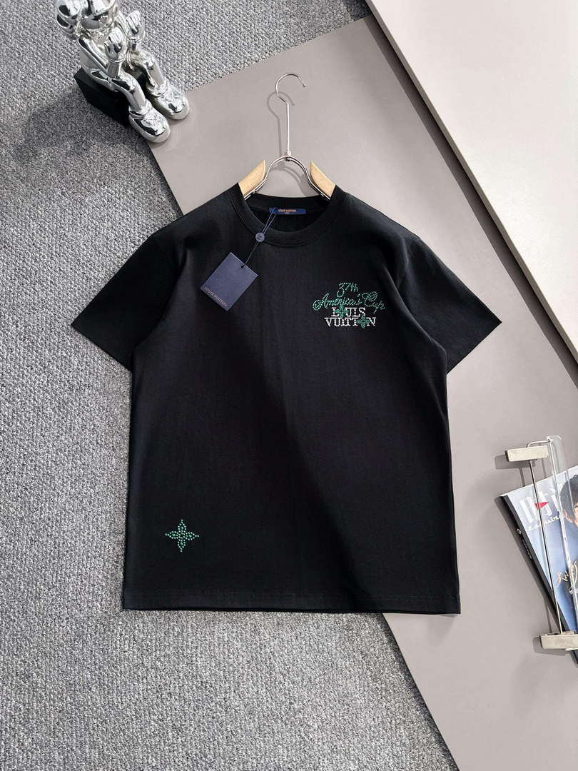 Louis Vuitton Fashion Short-sleeved T-shirt for Men and Women L54625