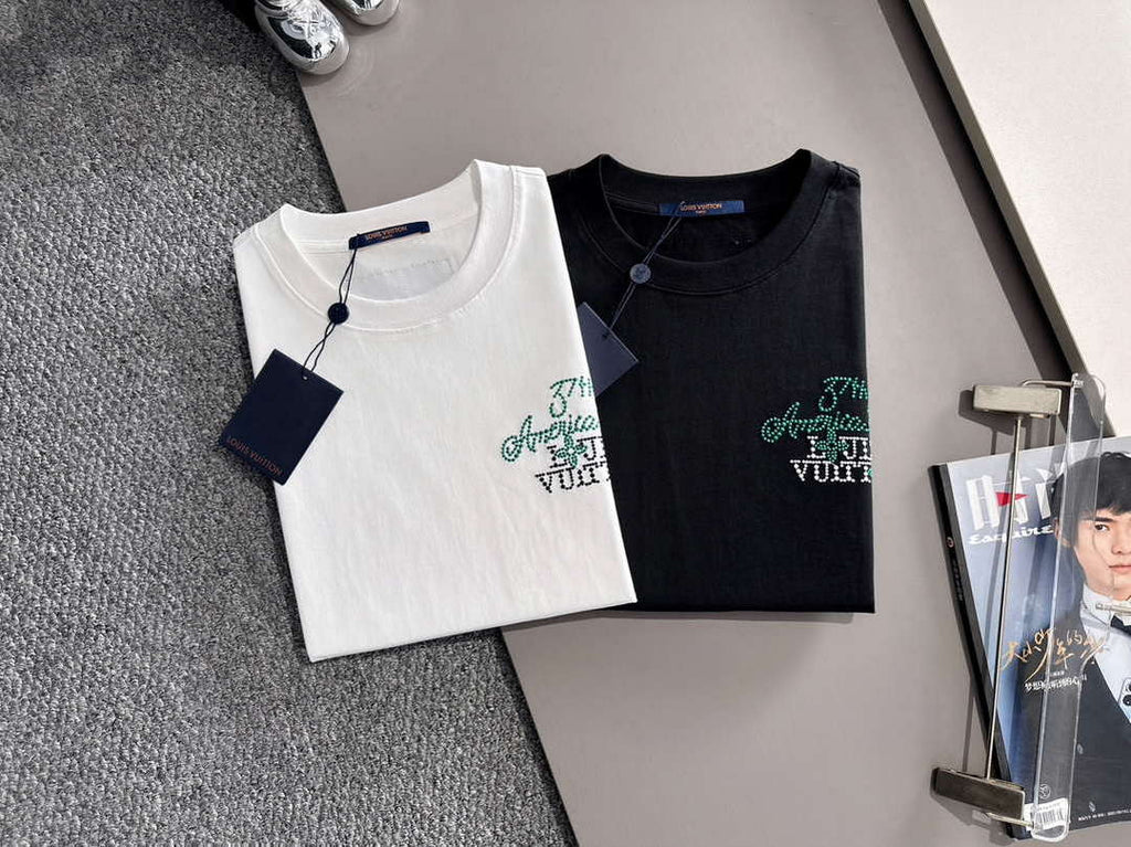 Louis Vuitton Fashion Short-sleeved T-shirt for Men and Women L54625