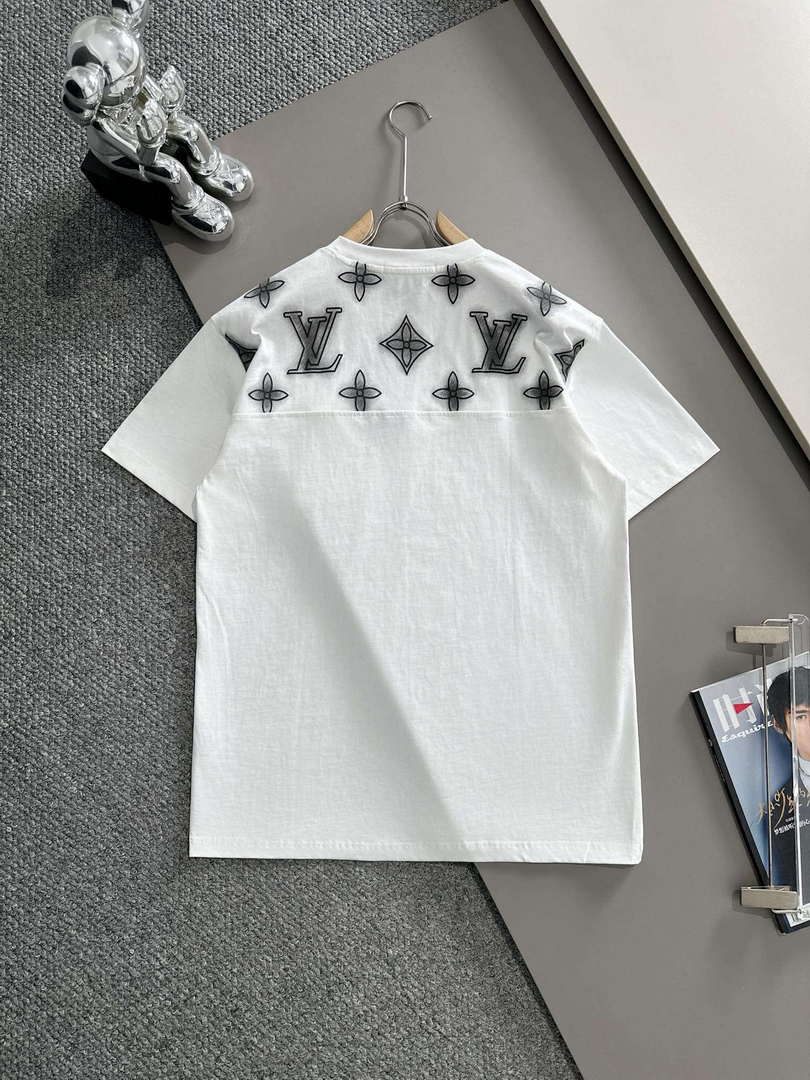 Louis Vuitton Fashion Short-sleeved T-shirt for Men and Women L54626