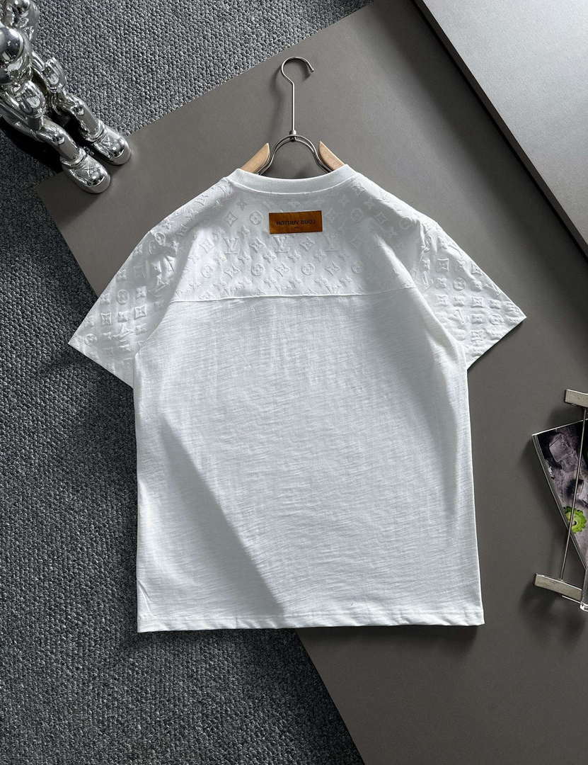Louis Vuitton Fashion Short-sleeved T-shirt for Men and Women L54628