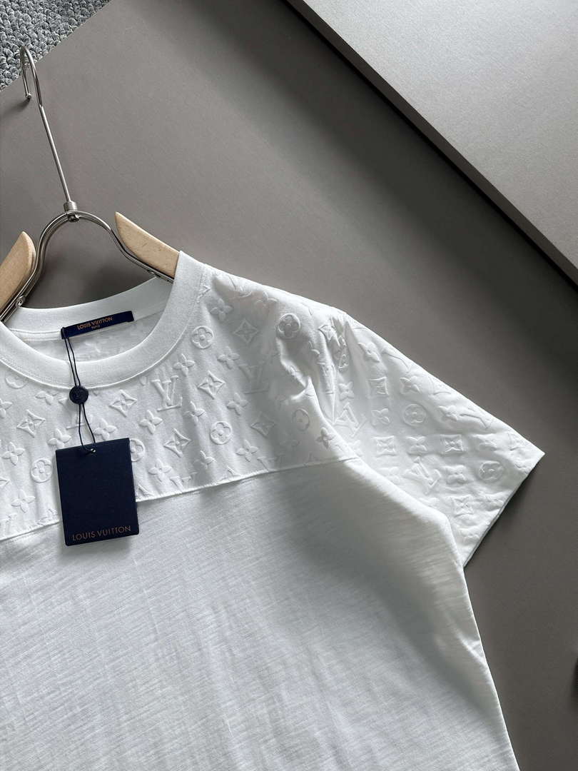 Louis Vuitton Fashion Short-sleeved T-shirt for Men and Women L54628
