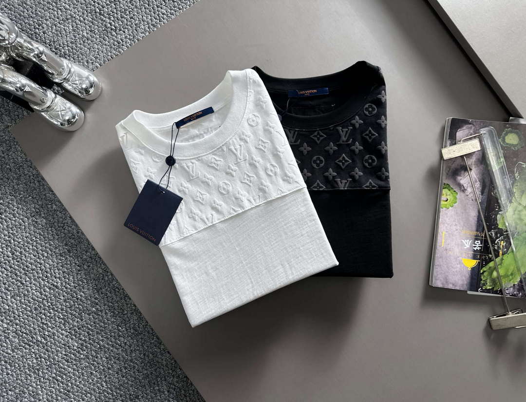 Louis Vuitton Fashion Short-sleeved T-shirt for Men and Women L54629