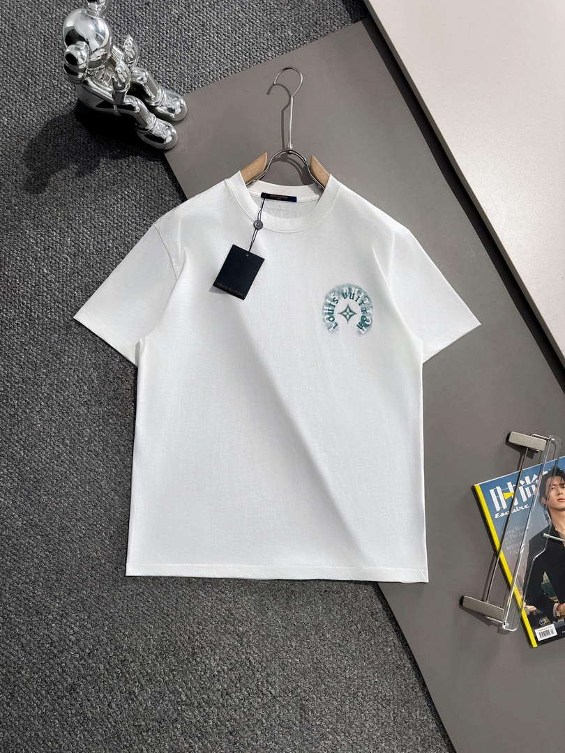 Louis Vuitton Fashion Short-sleeved T-shirt for Men and Women L54630
