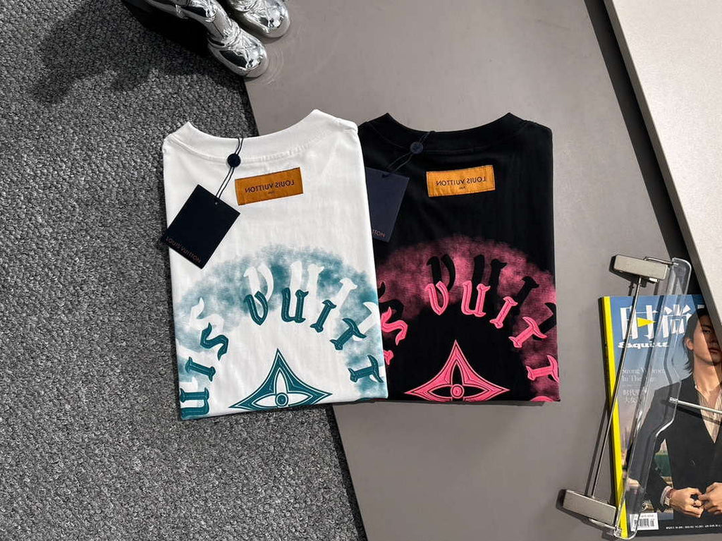 Louis Vuitton Fashion Short-sleeved T-shirt for Men and Women L54630