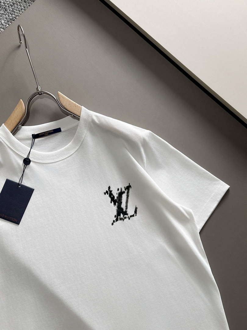 Louis Vuitton Fashion Short-sleeved T-shirt for Men and Women L54632