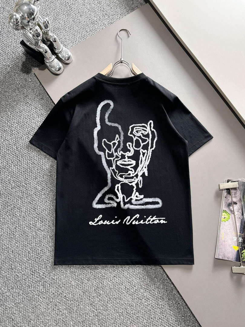 Louis Vuitton Fashion Short-sleeved T-shirt for Men and Women L54633