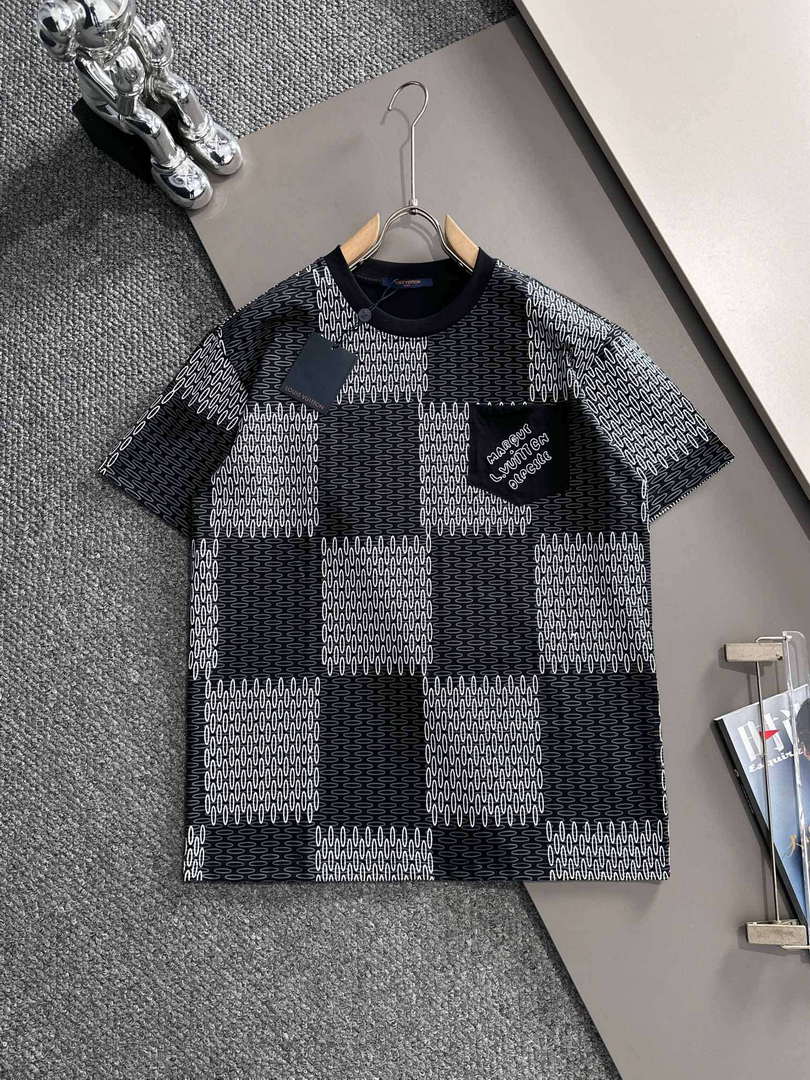 Louis Vuitton Fashion Short-sleeved T-shirt for Men and Women L54635