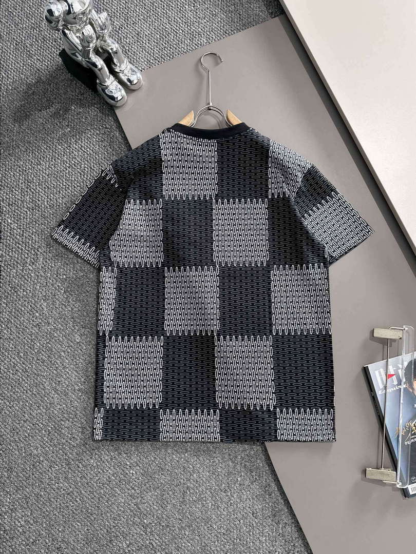 Louis Vuitton Fashion Short-sleeved T-shirt for Men and Women L54635