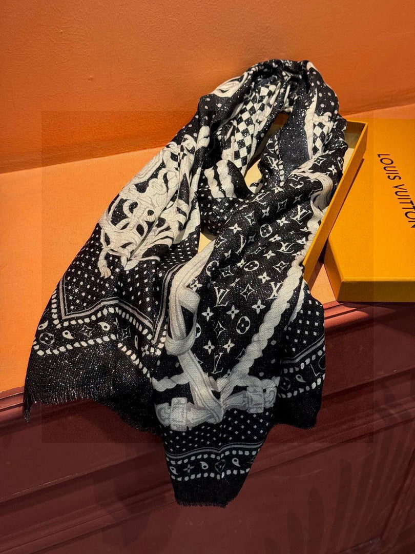 Louis Vuitton Fashion Silver Cashmere Scarf L39038
