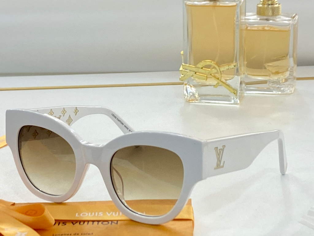Louis Vuitton flower round sunglasses LV link cat eye sunglasses 992556