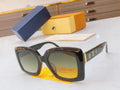 Louis Vuitton flower round sunglasses LV link cat eye sunglasses 992561