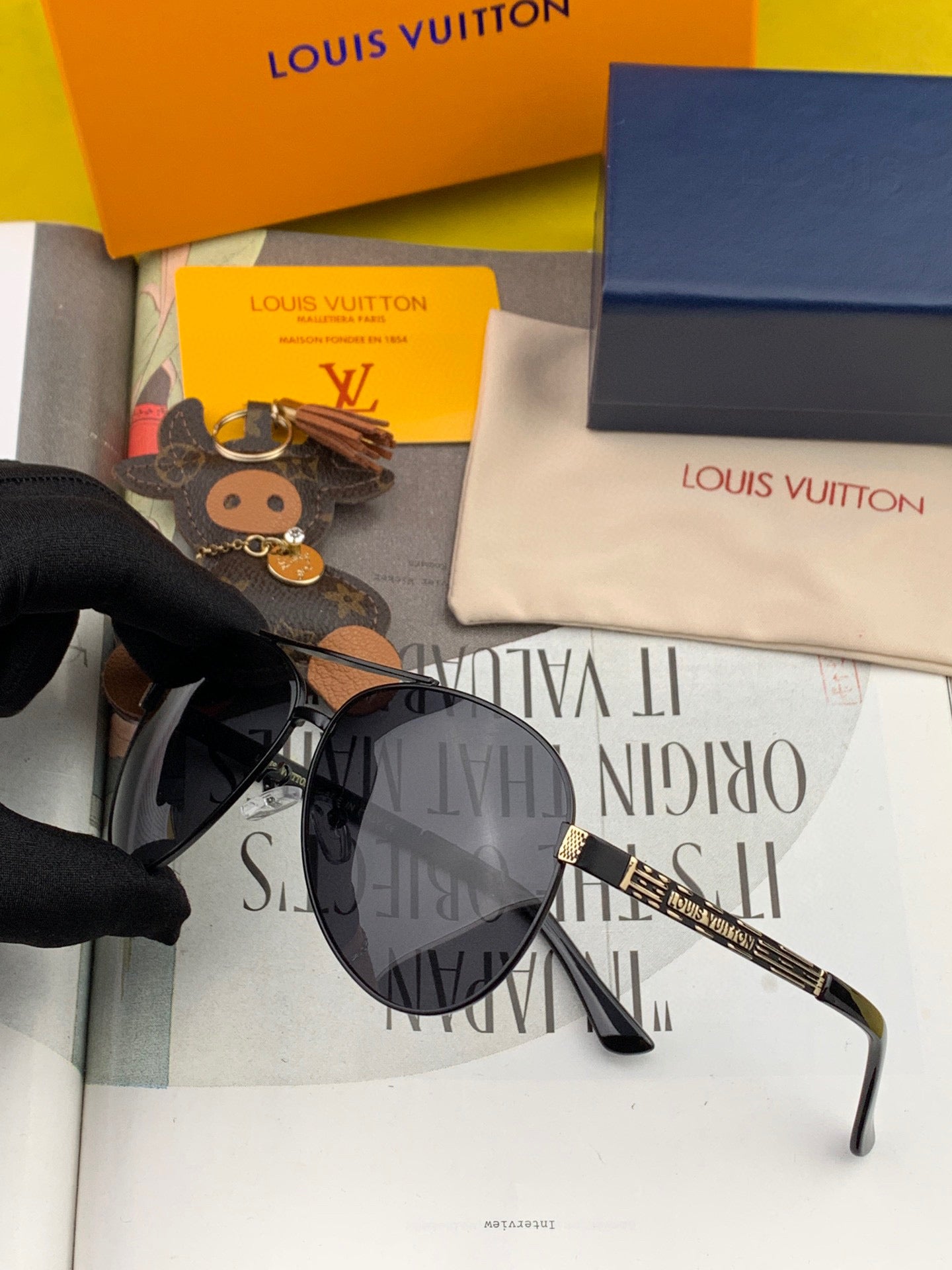 Louis Vuitton grease mask sunglasses Luxury charlotte sunglasses 992445
