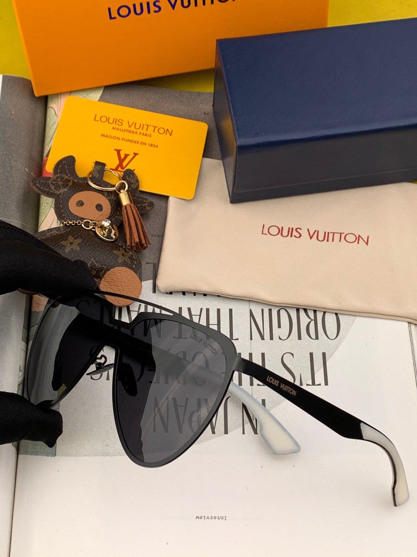 Louis Vuitton grease mask sunglasses Luxury charlotte sunglasses 992461