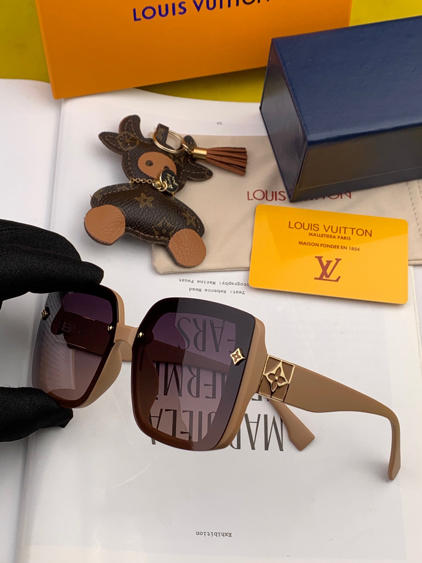 Louis Vuitton grease mask sunglasses Luxury charlotte sunglasses 992468