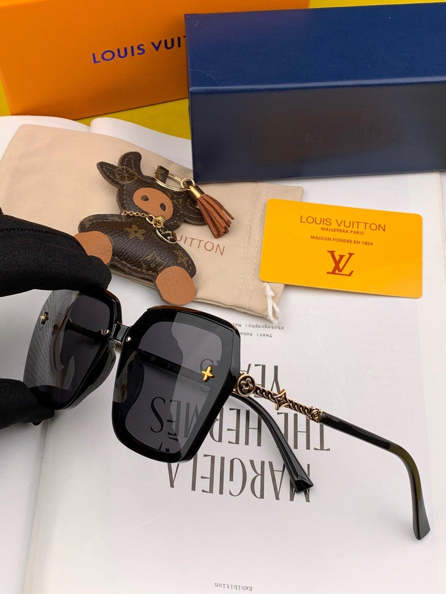 Louis Vuitton grease mask sunglasses Luxury charlotte sunglasses 992473