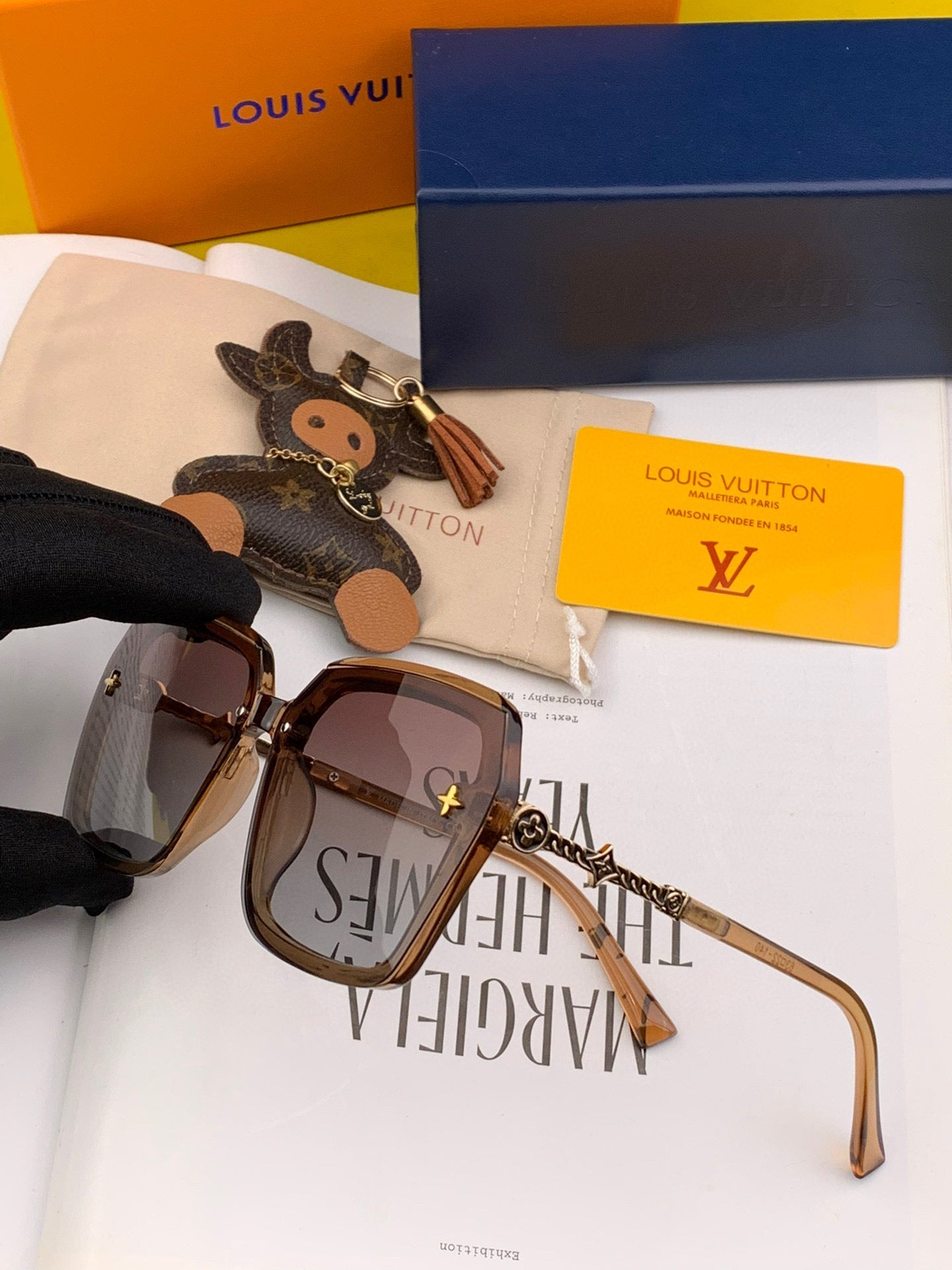 Louis Vuitton grease mask sunglasses Luxury charlotte sunglasses 992475