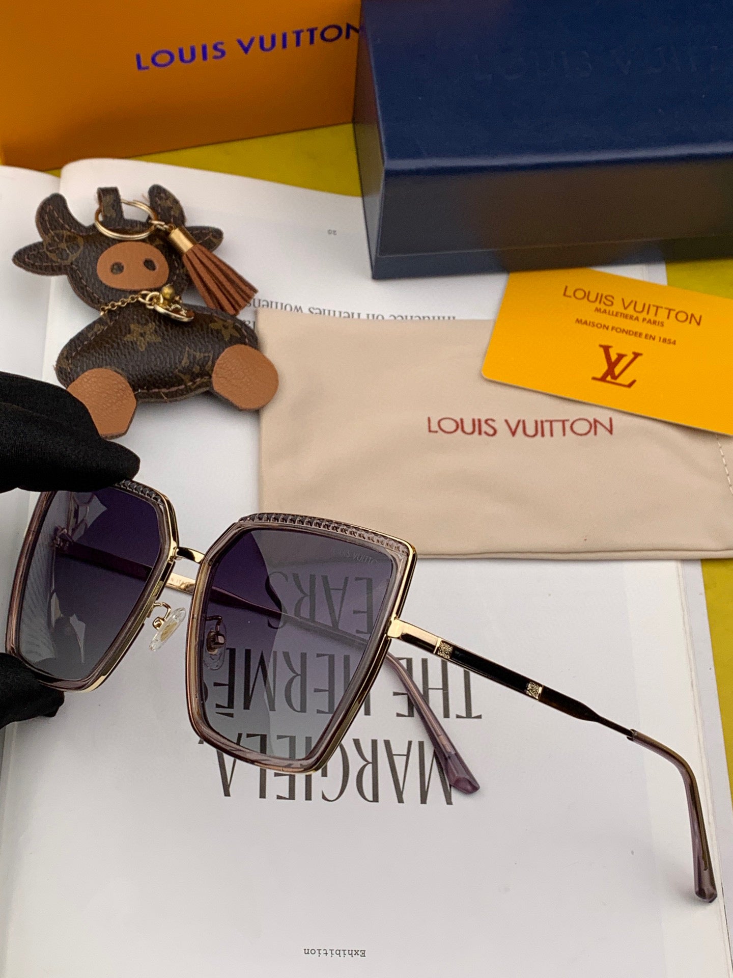Louis Vuitton grease mask sunglasses Luxury charlotte sunglasses 992478