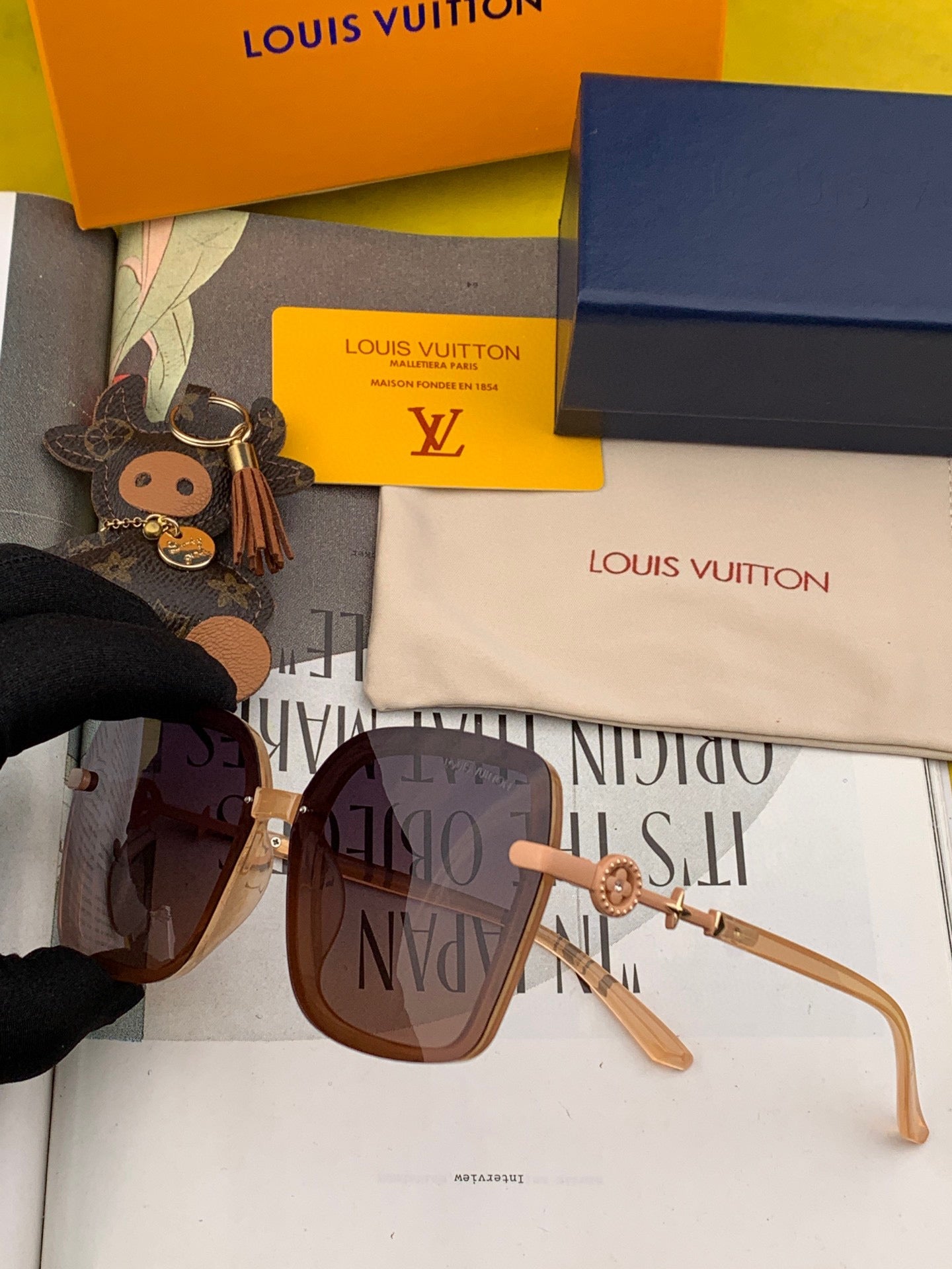 Louis Vuitton grease mask sunglasses Luxury charlotte sunglasses 992495