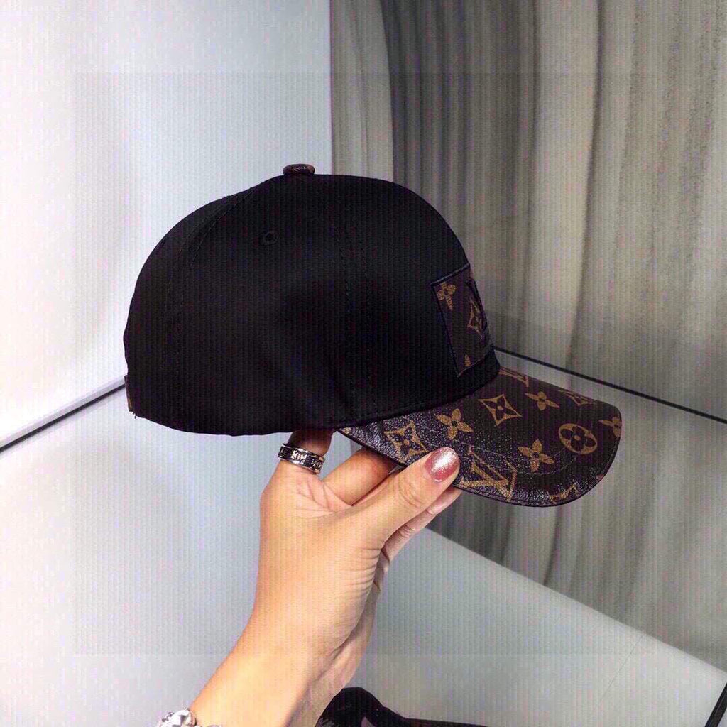 LV L60022 Louis Vuitton Hats Designer LV Cap Sun Hat