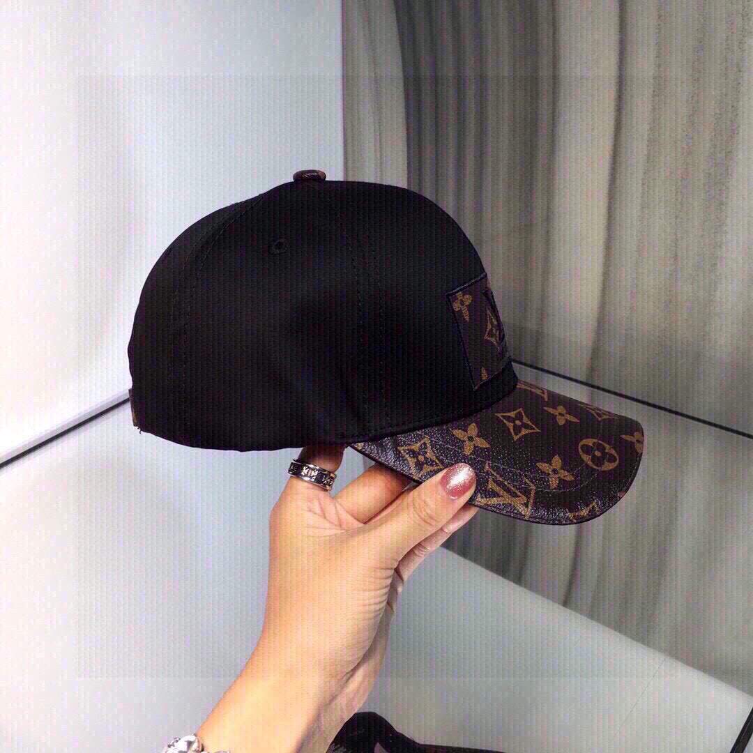 LV L60022 Louis Vuitton Hats Designer LV Cap Sun Hat
