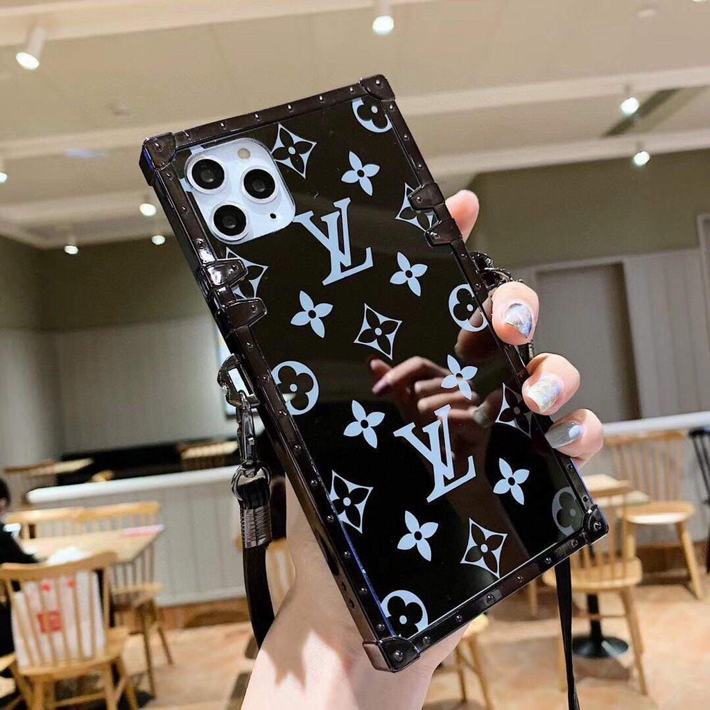 Louis Vuitton iPhone Leather Premium Deluxe Phone Case 10124