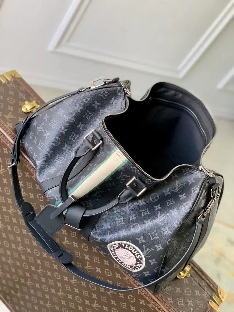 Louis Vuitton Keepall Bandouliere 50 Mon Monogram Bag LV P01950 Monogram Eclipse