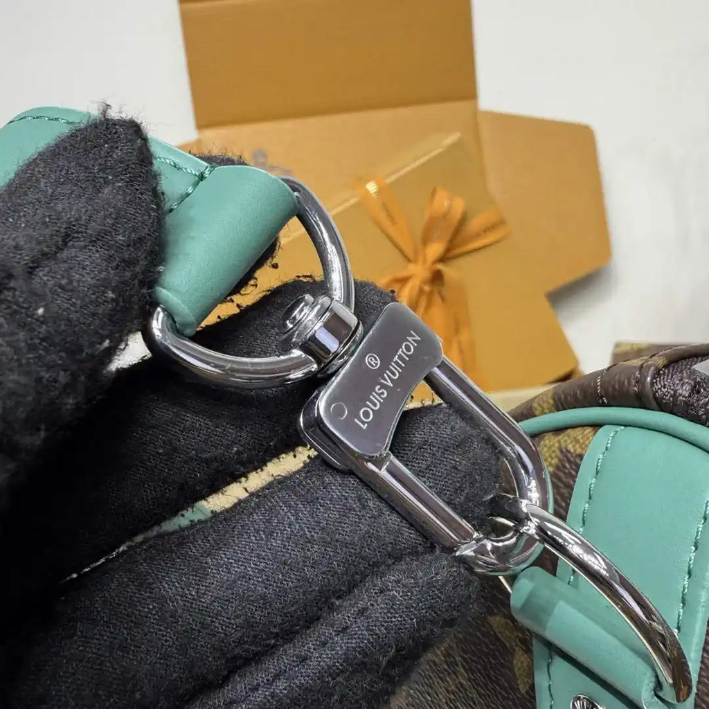 Louis Vuitton Keepall Bandouliere 50 Bag LV M12630 Monogram Green
